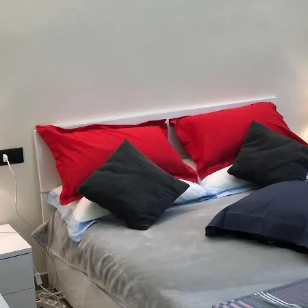 Casa Vacanze Ilaria Ceparana